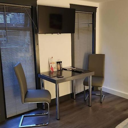 Breda Lodge Cosy Studio Space Belfast Exterior photo